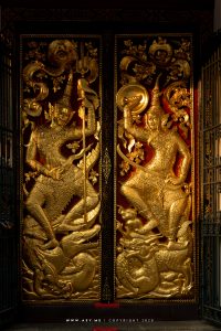 Chinese style guardians Wooden Doors, Wat Bowonniwet 